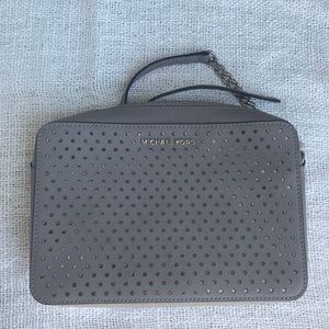 Perfect Condition! Michael Kors crossbody.